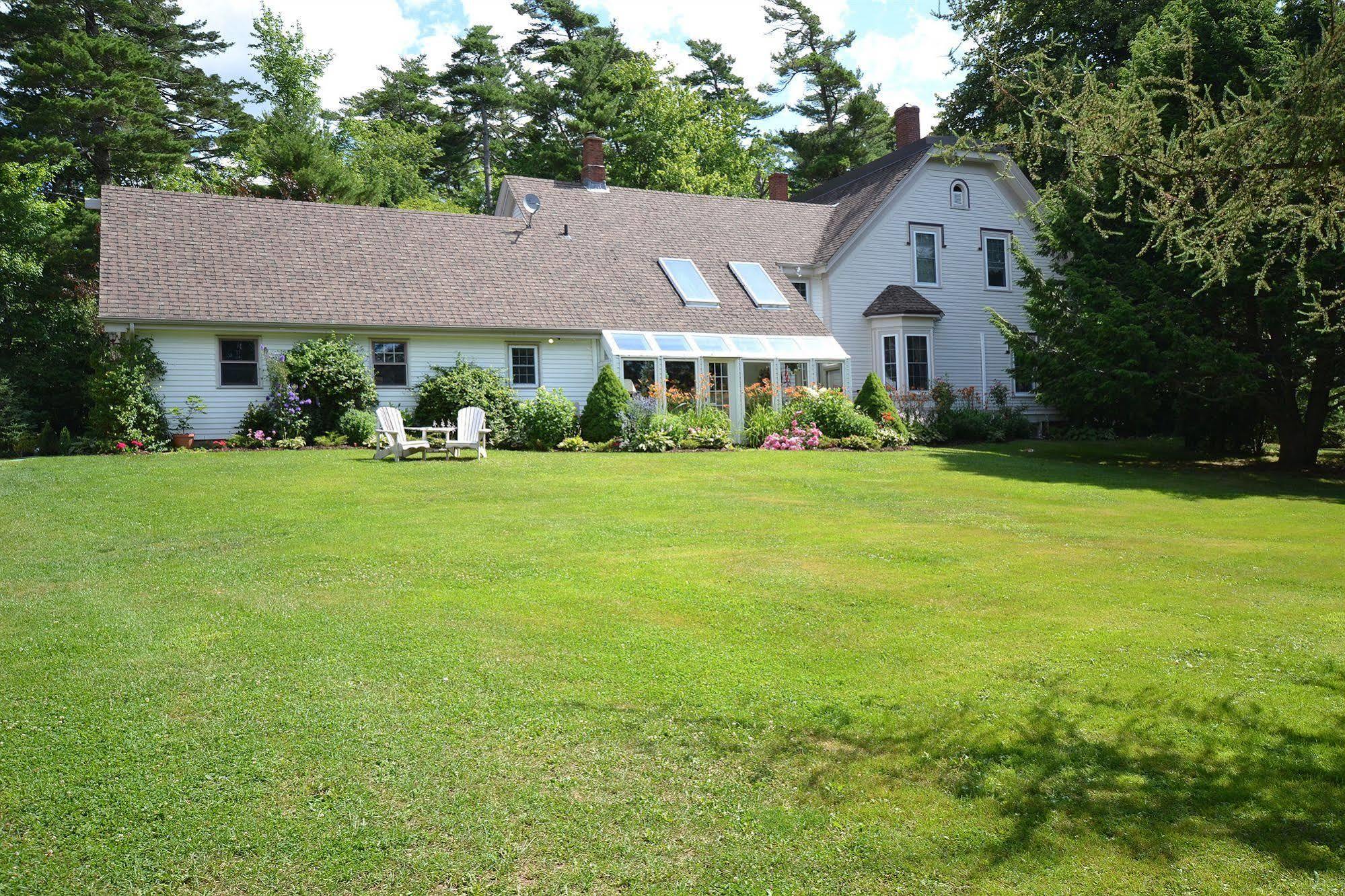 Briarwood Bed & Breakfast Bed & Breakfast Elmsdale Exterior photo